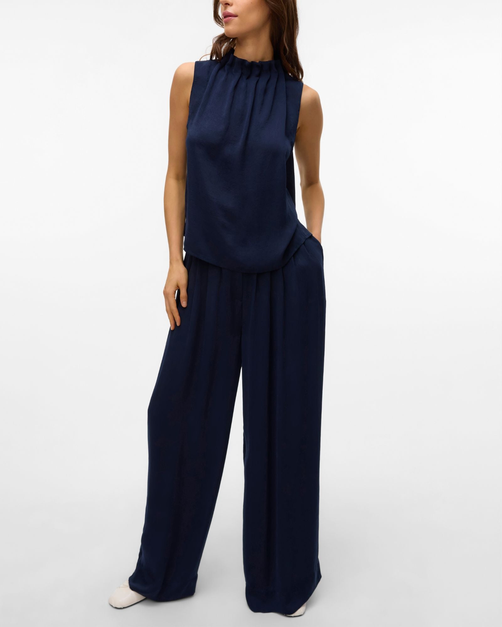 AWSHANNA WIDE LEG PANTS